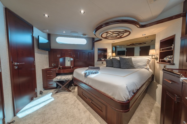DETERMINATION 112ft Westport Yacht For Sale
