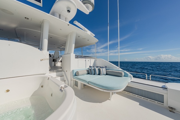 DETERMINATION 112ft Westport Yacht For Sale