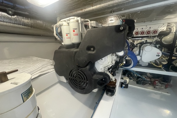 THE OFFICE 33ft L amp H Yacht For Sale