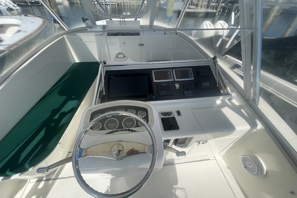 THE OFFICE 33ft L amp H Yacht For Sale