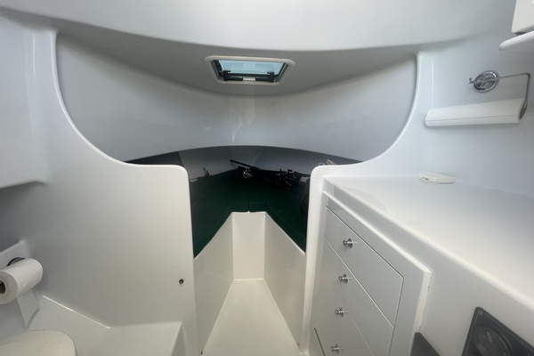 THE OFFICE 33ft L amp H Yacht For Sale