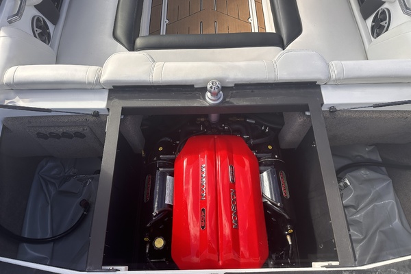 21ft Malibu Yacht For Sale
