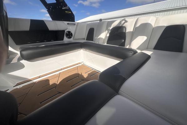 21ft Malibu Yacht For Sale