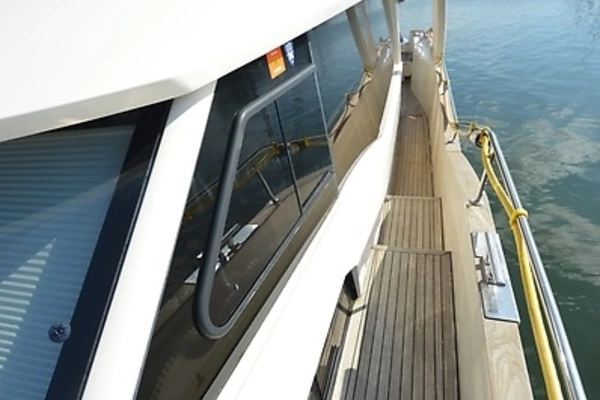 Greenline 48 Fly Hybrid Yacht For Sale
