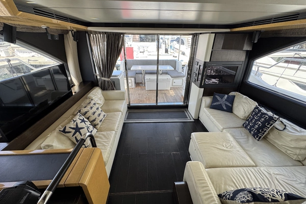 Azimut Fly Yacht For Sale