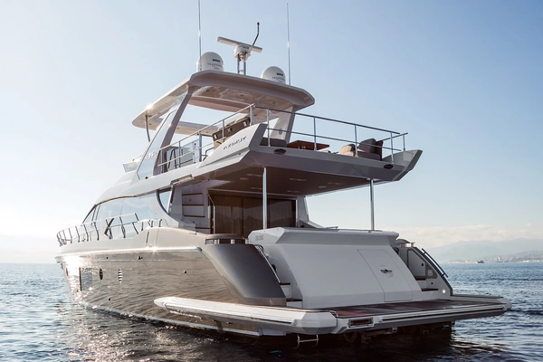 Azimut Fly Yacht For Sale