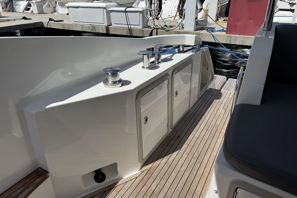 Azimut Fly Yacht For Sale