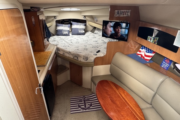30ft Cruisers Yachts Yacht For Sale