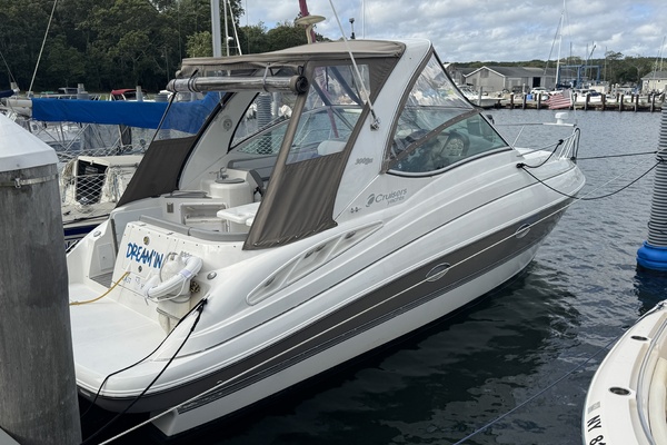 30ft Cruisers Yachts Yacht For Sale