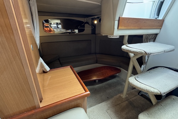30ft Cruisers Yachts Yacht For Sale