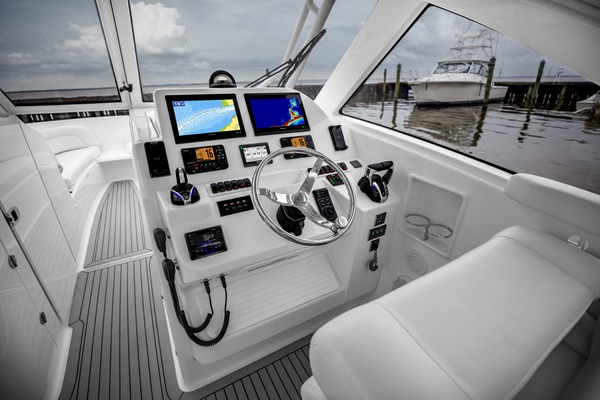 33ft Ablemarle Yacht For Sale