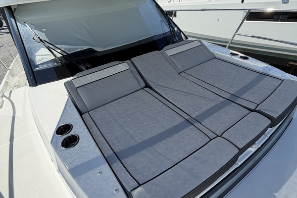 Beowulf 30ft Jeanneau Yacht For Sale