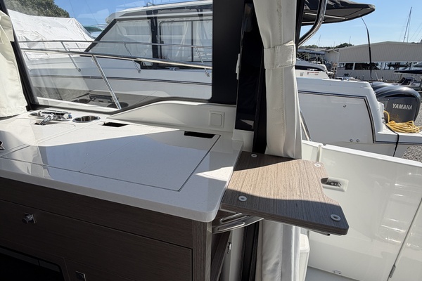 Beowulf 30ft Jeanneau Yacht For Sale