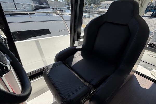 Beowulf 30ft Jeanneau Yacht For Sale
