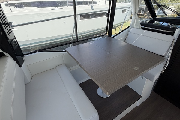 Beowulf 30ft Jeanneau Yacht For Sale