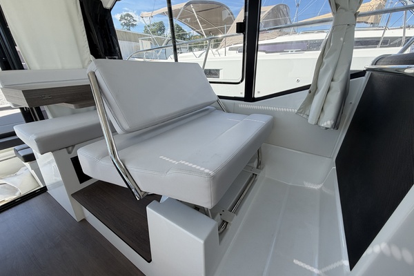 Beowulf 30ft Jeanneau Yacht For Sale