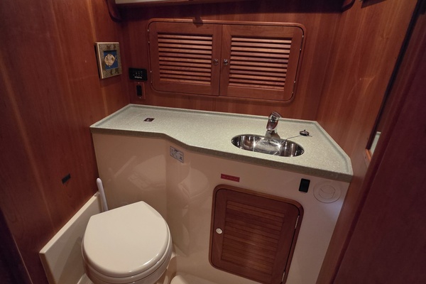 Ruckus 44ft Hinckley Yacht For Sale