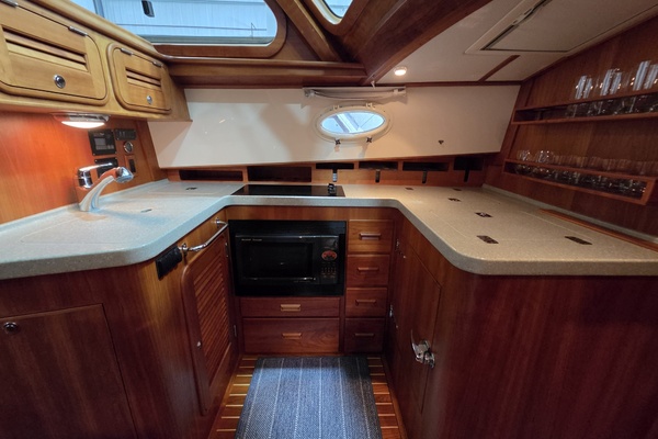 Ruckus 44ft Hinckley Yacht For Sale