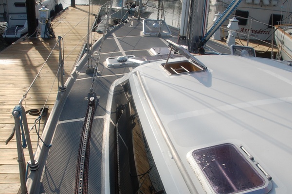 LORIEN 48ft Garcia Yacht For Sale