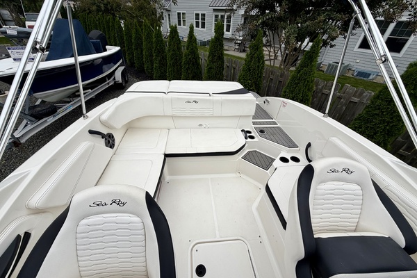 No Name 21ft Sea Ray Yacht For Sale