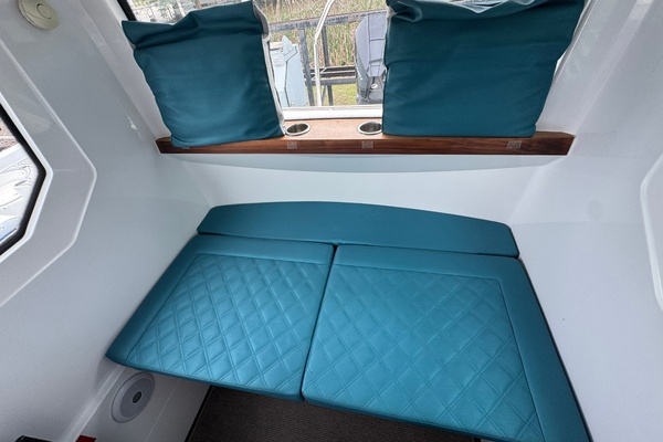 28ft Axopar Yacht For Sale