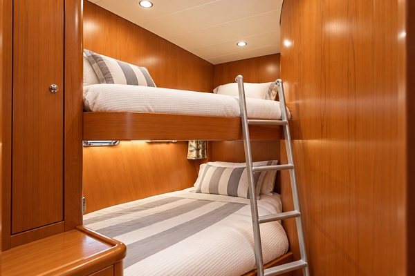 62ft Horizon Yacht For Sale