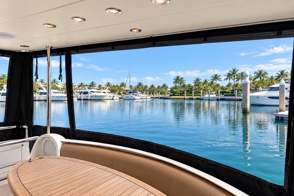 62ft Horizon Yacht For Sale