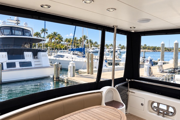 62ft Horizon Yacht For Sale
