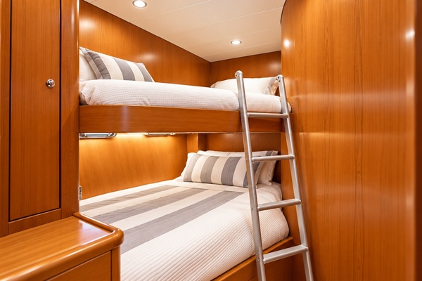62ft Horizon Yacht For Sale