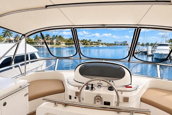 62ft Horizon Yacht For Sale