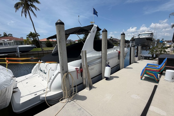 37ft Cruisers Yachts Yacht For Sale