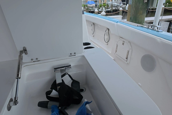 Schaefer V44 Yacht For Sale