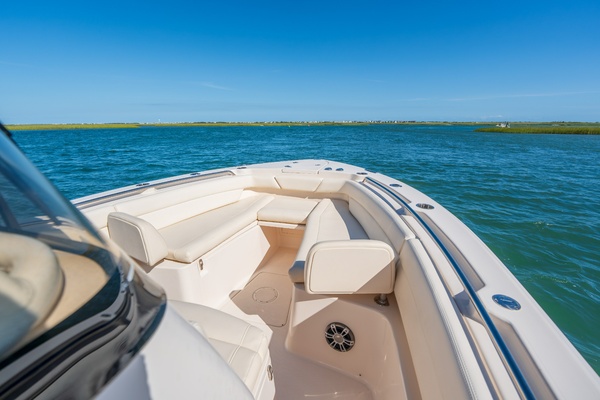 26ft Grady White Yacht For Sale