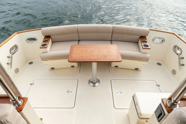 Legacy Yachts 32 Yacht For Sale