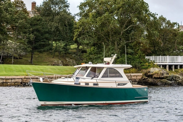 Legacy Yachts 32 Yacht For Sale