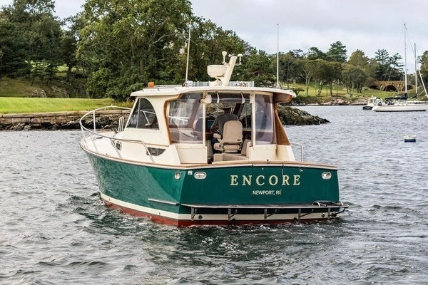Legacy Yachts 32 Yacht For Sale