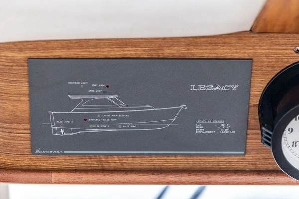 Legacy Yachts 32 Yacht For Sale