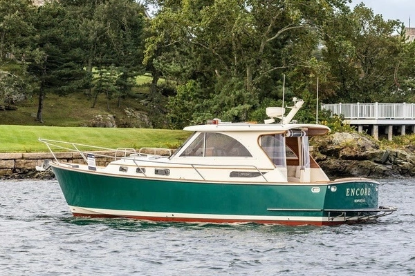 Legacy Yachts 32 Yacht For Sale