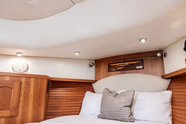 Legacy Yachts 32 Yacht For Sale