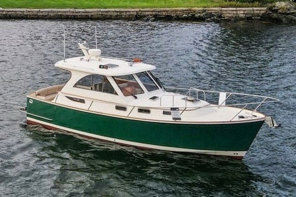 2007 Legacy Yachts 32