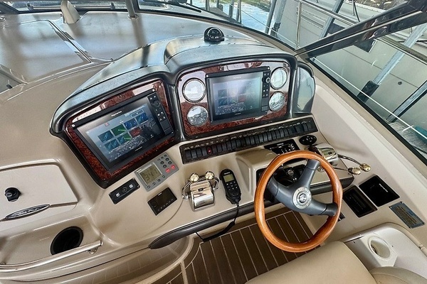 Disconnected 41ft Sea Ray Yacht For Sale