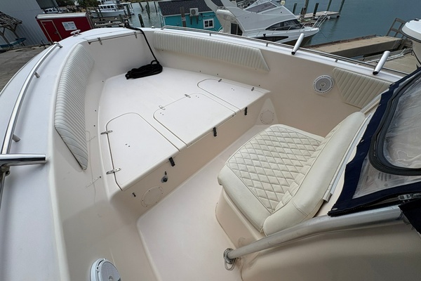 30ft Grady White Yacht For Sale