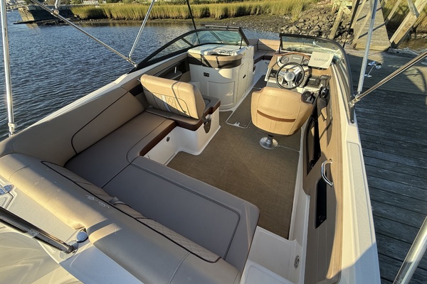 24ft Sea Ray Yacht For Sale