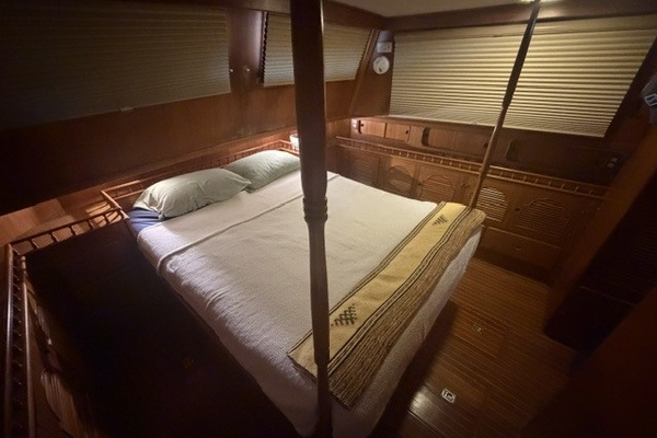 43ft Albin Yacht For Sale