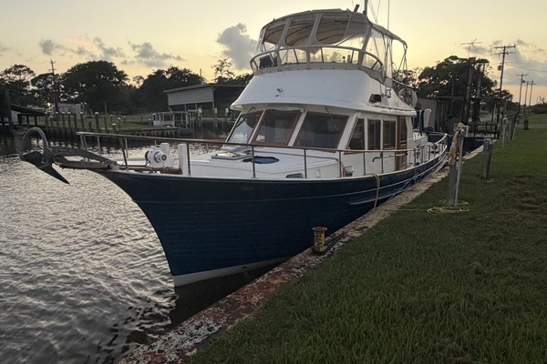 43ft Albin Yacht For Sale