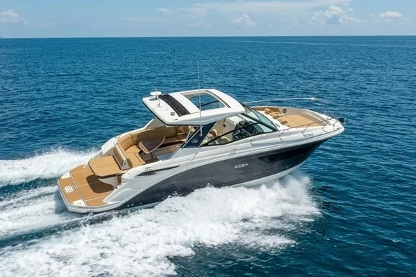 32ft Sea Ray Yacht For Sale