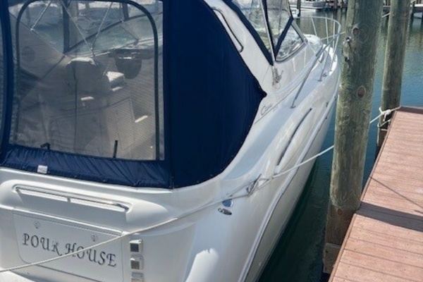 Pourhouse 32ft Bayliner Yacht For Sale