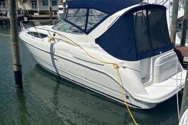Pourhouse 32ft Bayliner Yacht For Sale