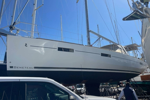 41-ft-Beneteau-2015-41-Lux Prima Annapolios Maryland United States  yacht for sale