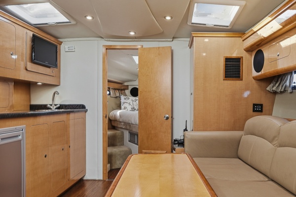 Compromise 40ft Rinker Yacht For Sale